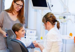 mother and daughter visit dentist in Copperas Cove